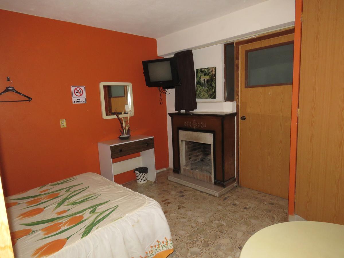 Hostal El Eden Zacatlan Bagian luar foto